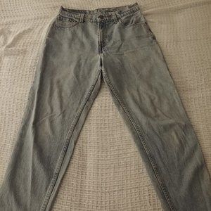 Light Wash Levi's 550 Relaxed High Waisted Tapered Jeans